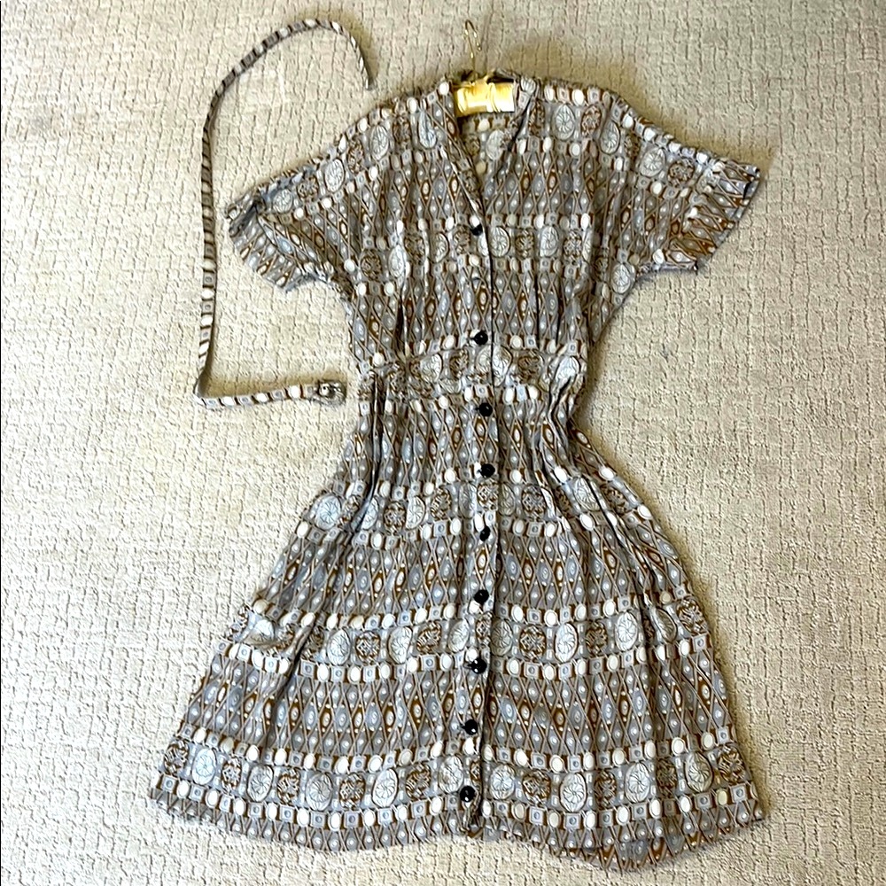 1940s True Vintage Patterned Button-Down Dress
